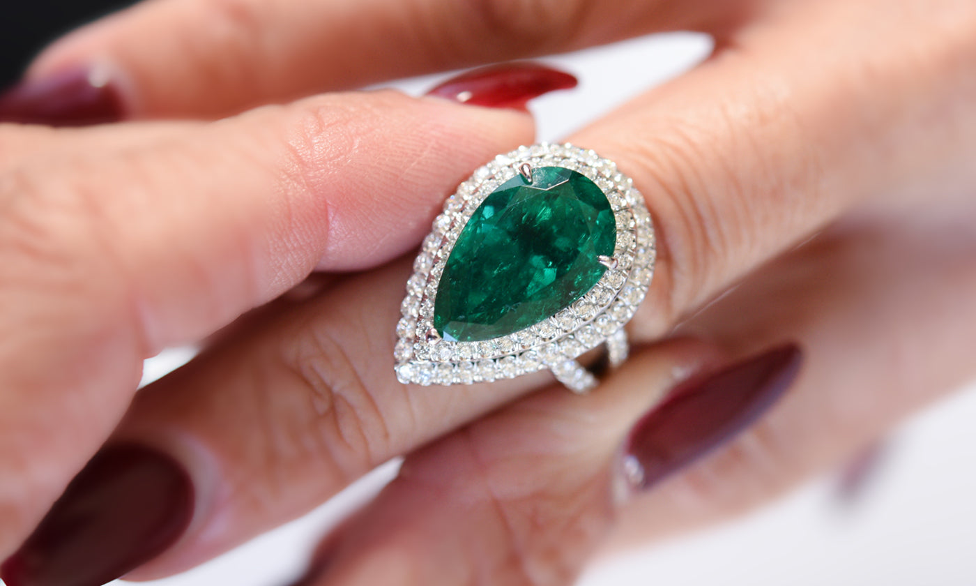 Making a Statement How to Rock Large Stone Jewelry with Confidence