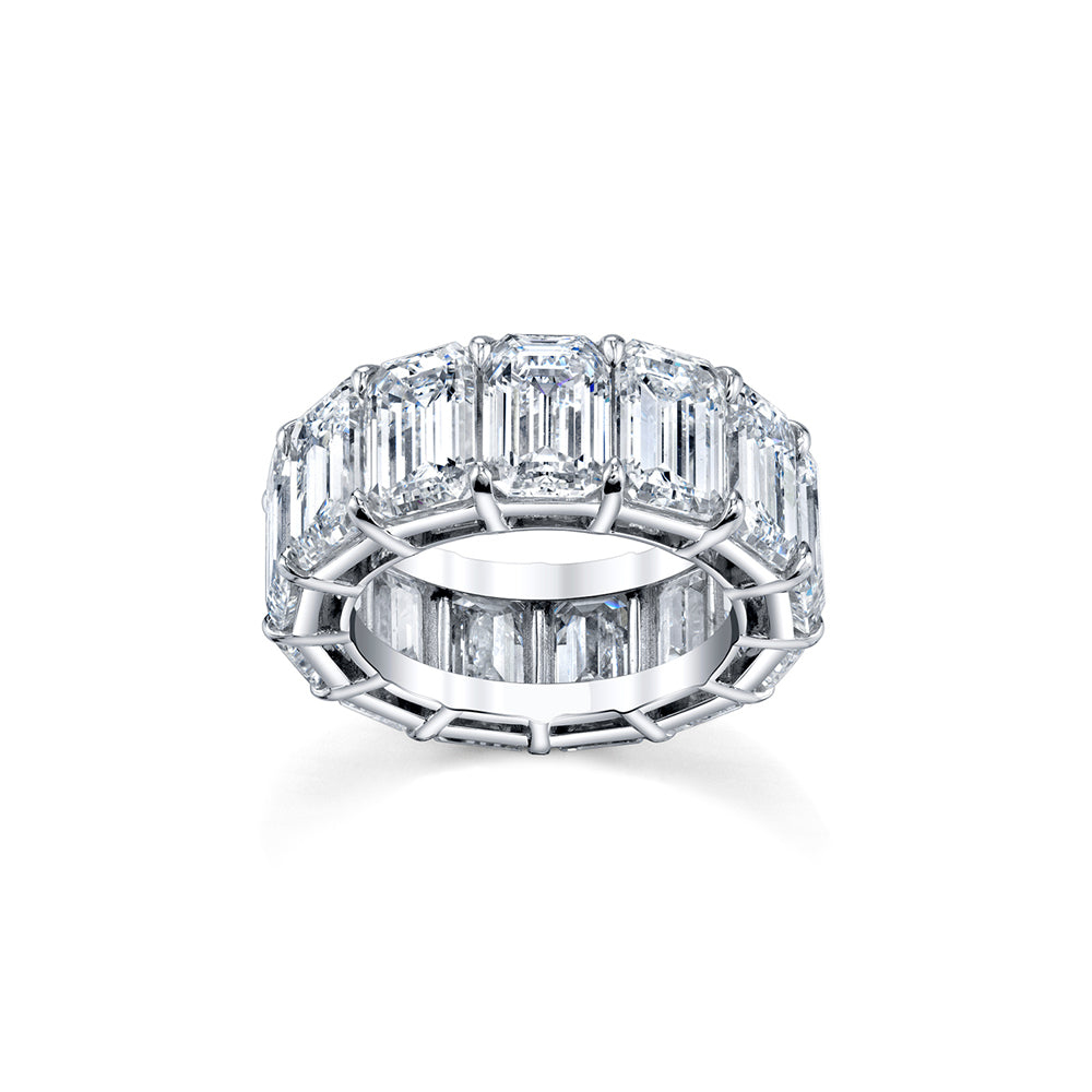 Emerald-Cut Diamond Band